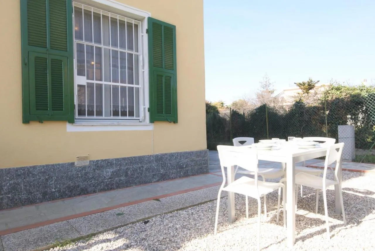 21 Via Dei Giardini Apartment Imperia